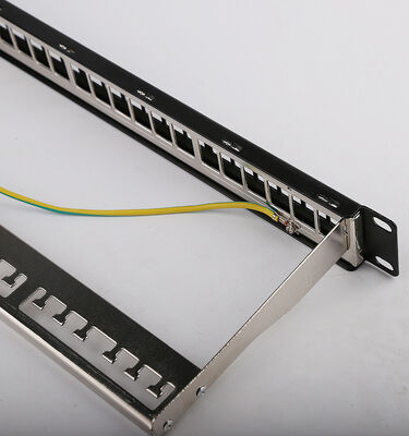 1U 24 পোর্ট STP প্যাচ প্যানেল RJ45 র্যাক মাউন্ট Cat6 প্যাচ প্যানেল খালি